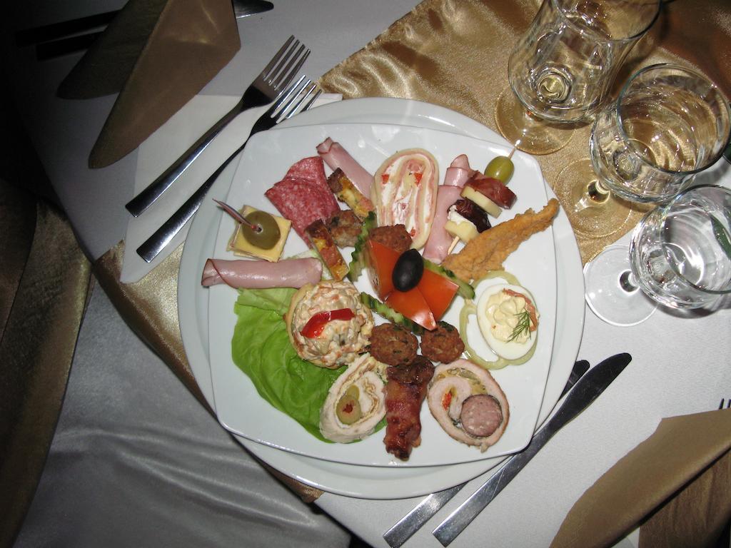 Aida Hotel Spa & Tratament Geoagiu Bai Bagian luar foto